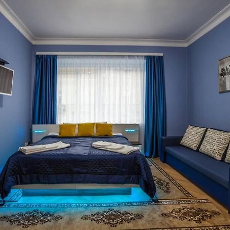 Luxury Air-Conditioned Family Apartment Spitalska Old Town Bratislava Exteriér fotografie