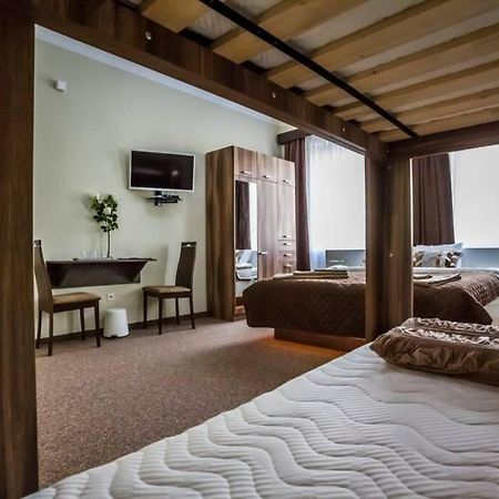 Luxury Air-Conditioned Family Apartment Spitalska Old Town Bratislava Exteriér fotografie