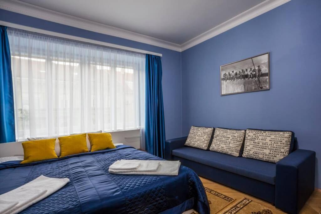 Luxury Air-Conditioned Family Apartment Spitalska Old Town Bratislava Exteriér fotografie